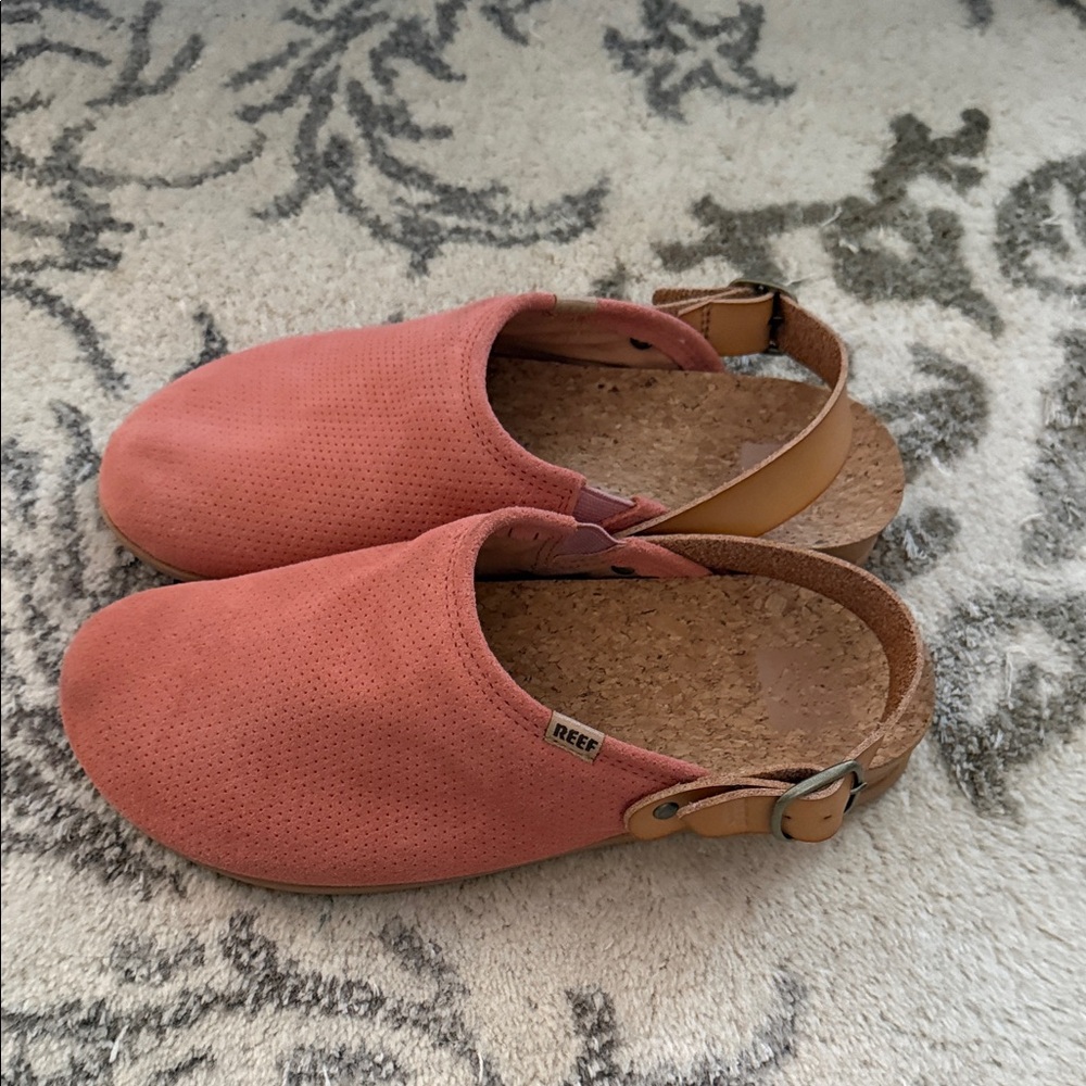 Reef Women’s Slip On Coral. - Picture 4 of 6